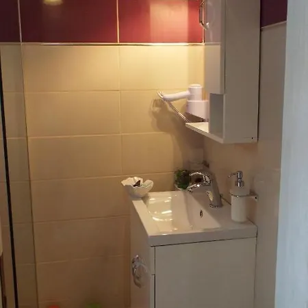 Center Apartmán *