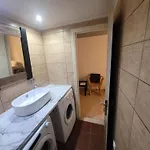 Center Apartment *